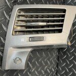 ريش مكيف وسط يمين جيب لكزس 2011