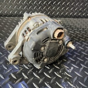 دينمو تويوتا افالون ٢٠١٥