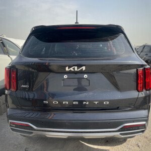 قير  كيا سورينتو 2023
