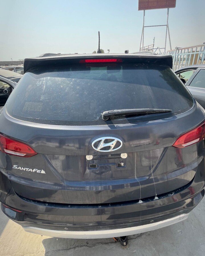 شنطة  هونداي سانتا في 2016 spare part - هونداي for سانتا في